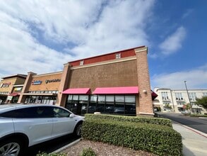 1893-1995 W Malvern Ave, Fullerton, CA à louer Photo de l’immeuble– Image 2 sur 7