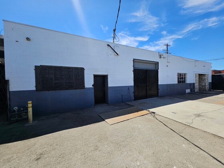 1900 W 144th St, Gardena, CA à vendre - Photo de l’immeuble – Image 1 sur 9