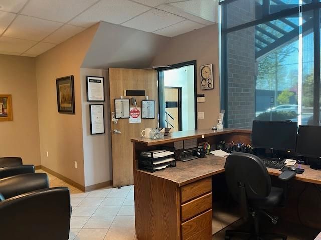 9094 Young Rd, Chilliwack, BC à vendre - Photo de l’immeuble – Image 3 sur 35