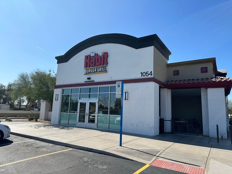 1054 E Southern Ave, Mesa, AZ à louer - Photo de l’immeuble – Image 3 sur 3