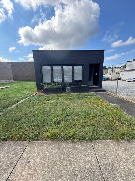 6 Airline St, Belmont, NC à louer - Photo de l’immeuble – Image 3 sur 17