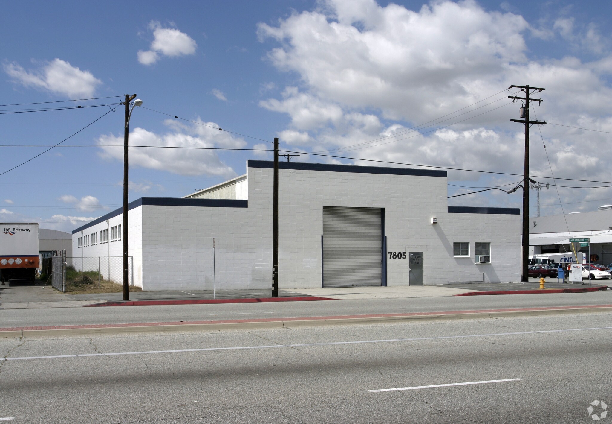 8454 Trojan St, Pico Rivera, CA à louer Photo de l’immeuble– Image 1 sur 18