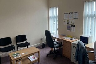 102-106 Eastfield Rd, Peterborough CAM - Immobilier d'entreprise