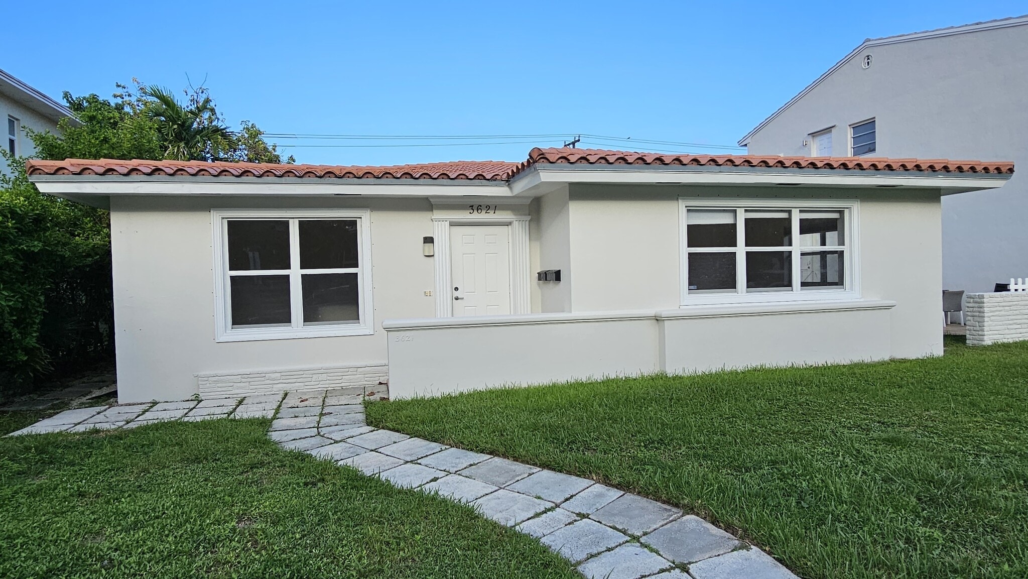 Coral Gables Multi-Family Portfolio portefeuille de 2 biens à vendre sur LoopNet.fr Photo de l’immeuble– Image 1 sur 10