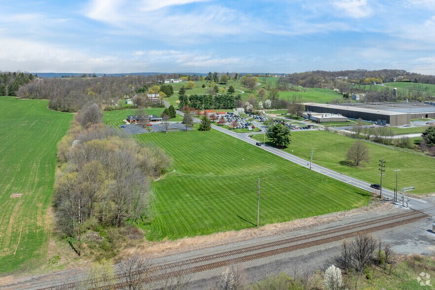 475 N Weaber St, Annville, PA à vendre - Aérien – Image 3 sur 11