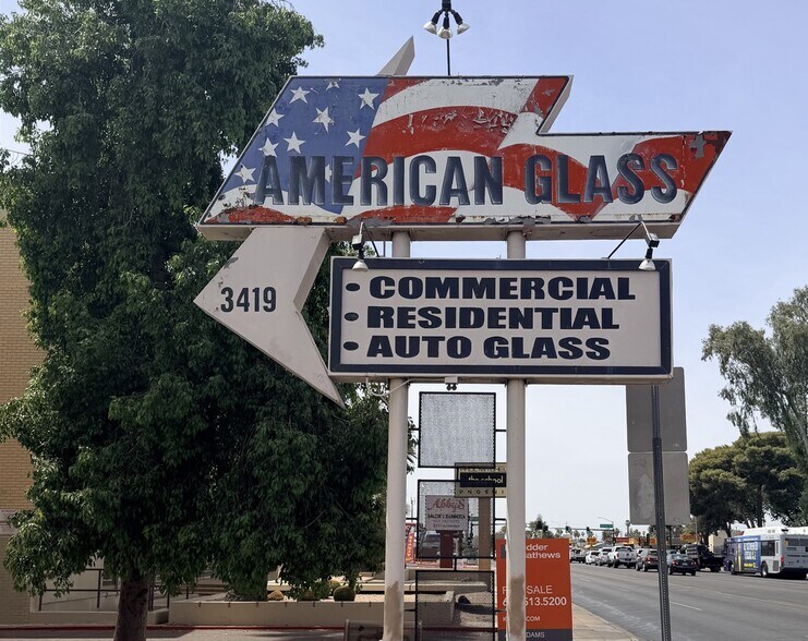 3419 W Bethany Home Rd, Phoenix, AZ à vendre - Photo de l’immeuble – Image 2 sur 2
