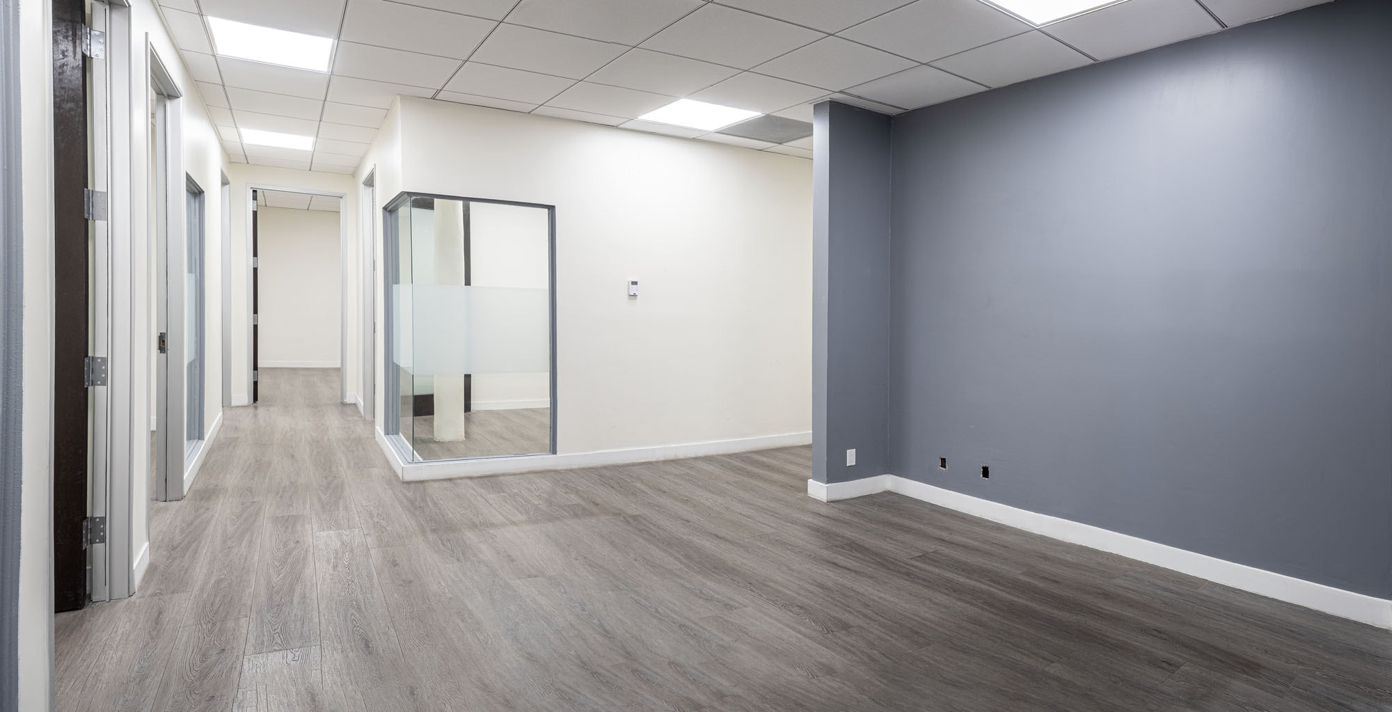 5967 W 3rd St, Los Angeles, CA à louer Photo intérieure– Image 1 sur 11
