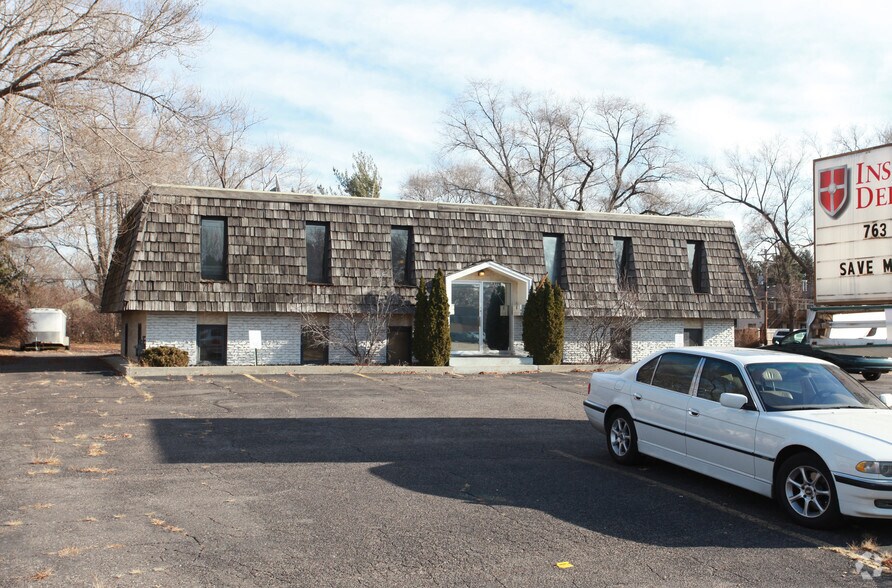 8729 NE Central Ave, Blaine, MN à vendre - Photo de l’immeuble – Image 2 sur 18