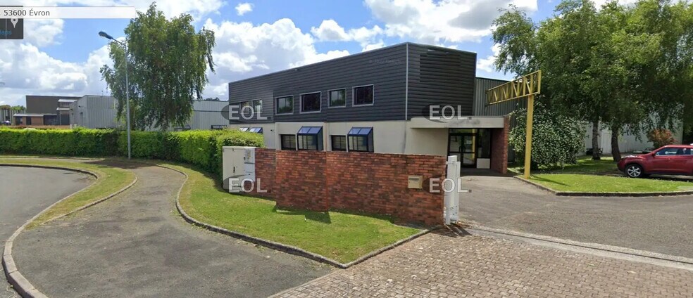 4 Avenue Raoul Vadepied, Évron à vendre - Photo de l’immeuble – Image 1 sur 5