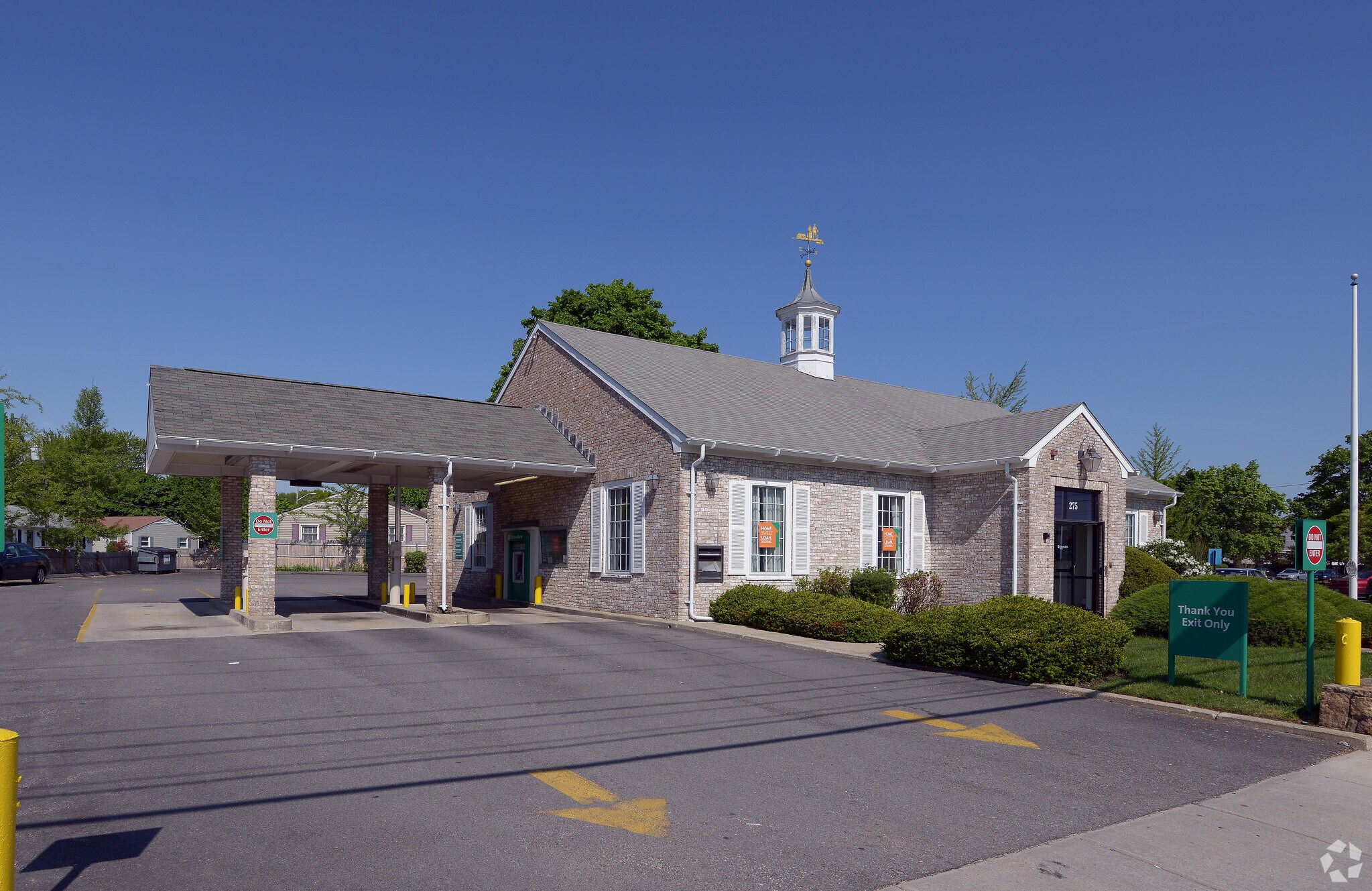 275 Newport Ave, Rumford, RI à louer Photo principale– Image 1 sur 8