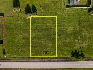 Plus de détails pour 820 El Dorado N blvd, Cape Coral, FL - Terrain à vendre