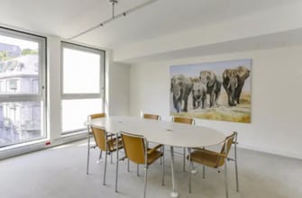 20 Rue Quentin-Bauchart, Paris à louer Photo intérieure– Image 2 sur 6