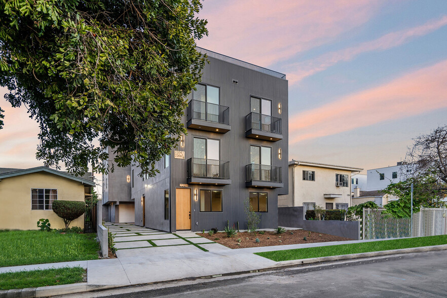2204 Carmona Ave, Los Angeles, CA à vendre - Photo principale – Image 1 sur 33