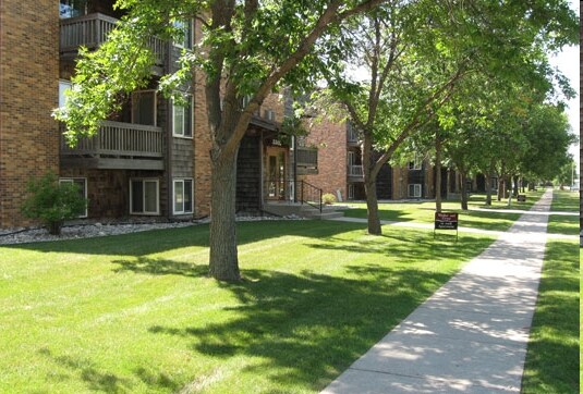 3301-3318 16th Ave SW, Fargo, ND à vendre - Photo de l’immeuble – Image 3 sur 41