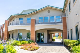 470 Devlin Rd, Napa, CA à louer Photo de l’immeuble– Image 1 sur 10