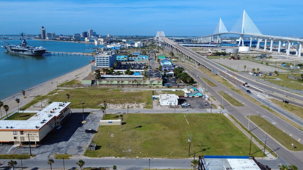 3416 Surfside Boulevard, Corpus Christi, TX à vendre - Photo de l’immeuble – Image 3 sur 3