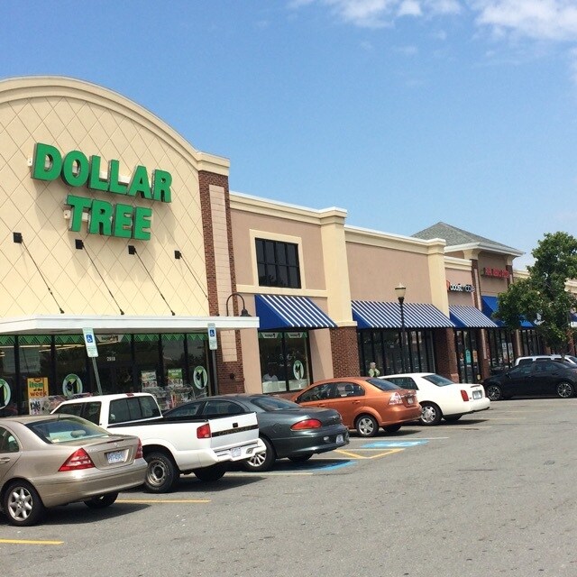 2910 W Us-70 Hwy, Goldsboro, NC à louer Photo principale– Image 1 sur 7