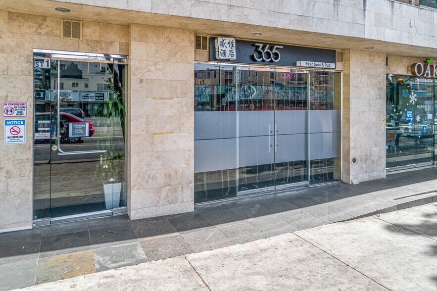 3300 W 6th St, Los Angeles, CA à louer - Photo de l’immeuble – Image 2 sur 7