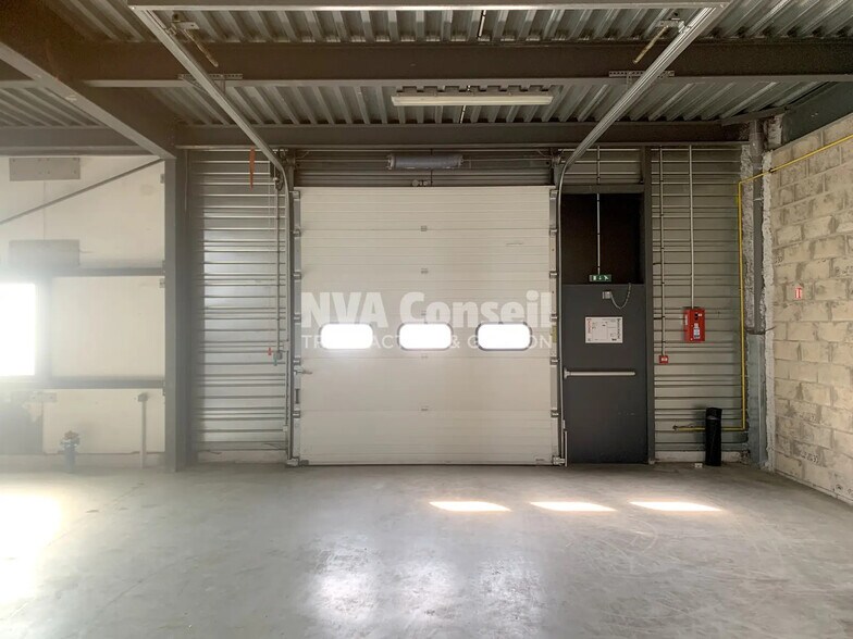 62 Boulevard Henri Navier, Taverny à louer - Photo de l’immeuble – Image 2 sur 11