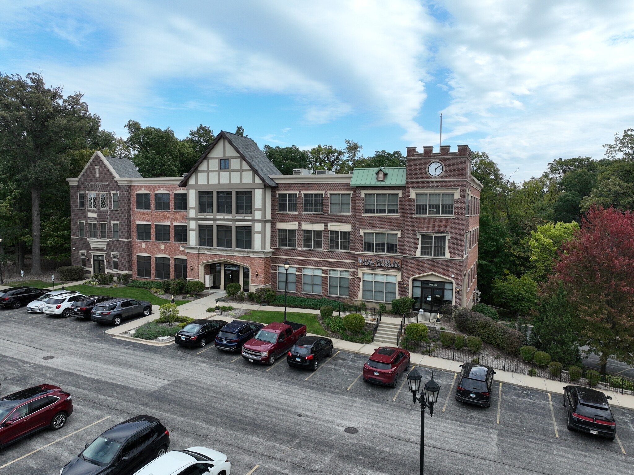 20635 Abbey Woods Ct N, Frankfort, IL à louer Photo principale– Image 1 sur 21