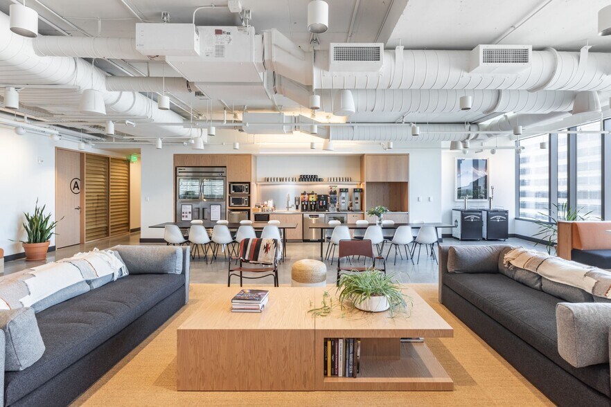 1775 Tysons Blvd, McLean, VA à louer - Photo intérieure – Image 2 sur 5