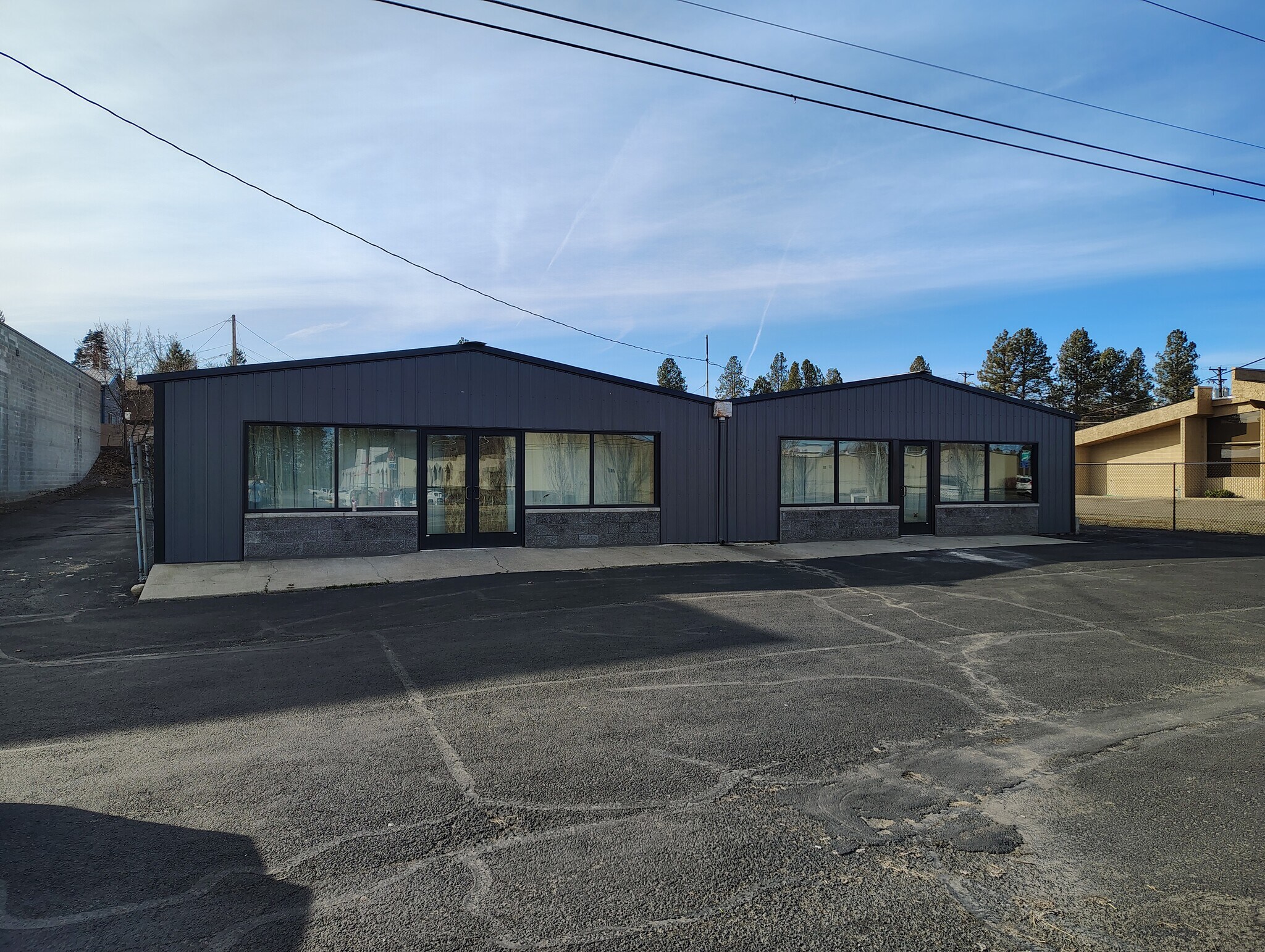 2110 1st St, Cheney, WA à louer Photo principale– Image 1 sur 5