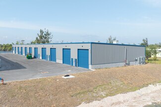 Plus de détails pour 16261 Pine Ridge Rd, Fort Myers, FL - Industriel/Logistique à vendre