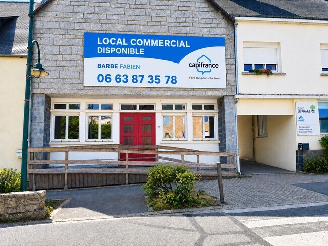 Plus de détails pour Local commercial à vendre