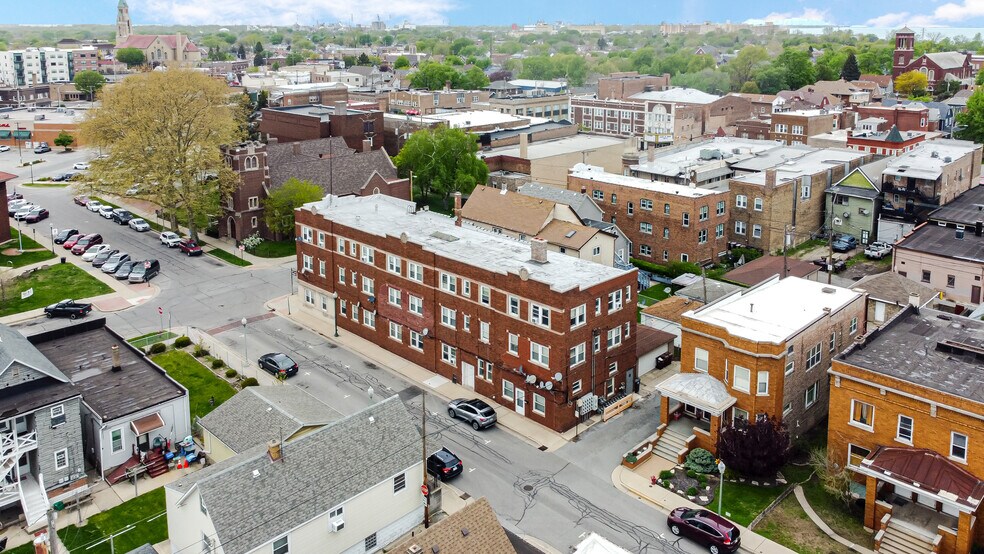 1923 Clark St, Whiting, IN à vendre - Photo de l’immeuble – Image 3 sur 6