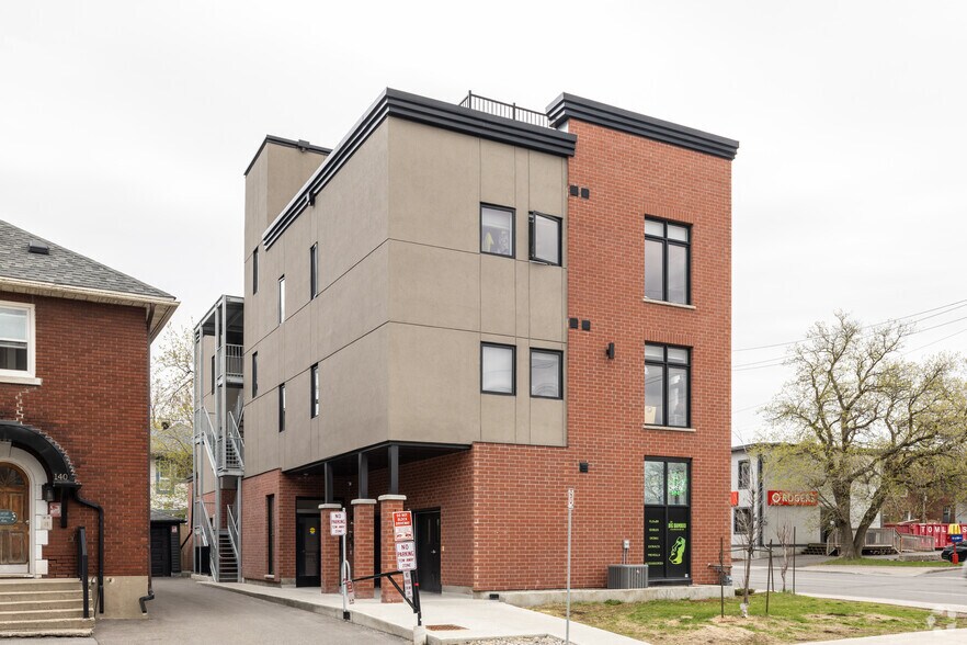 144 Renfrew Av, Ottawa, ON à vendre - Photo de l’immeuble – Image 3 sur 3