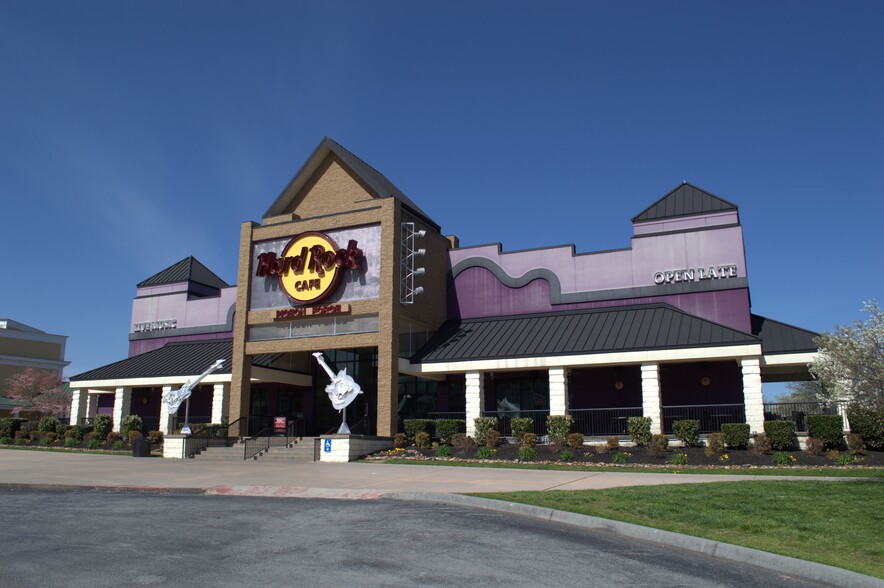 2050 Parkway, Pigeon Forge, TN à vendre - Photo de l’immeuble – Image 2 sur 8