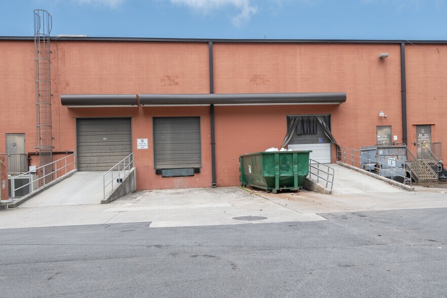 3180 Reps Miller Rd, Norcross, GA à louer - Photo de l’immeuble – Image 2 sur 5