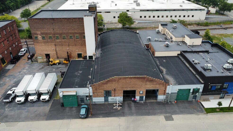 164-168 Montgomery St, Albany, NY à vendre - Photo de l’immeuble – Image 2 sur 15