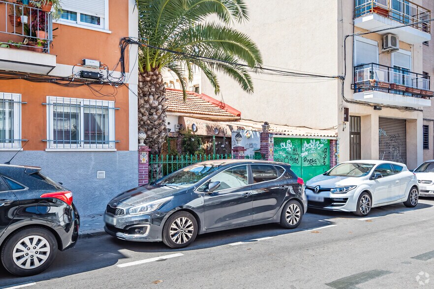 Local commercial dans Madrid, Madrid à vendre - Photo de l’immeuble – Image 2 sur 2