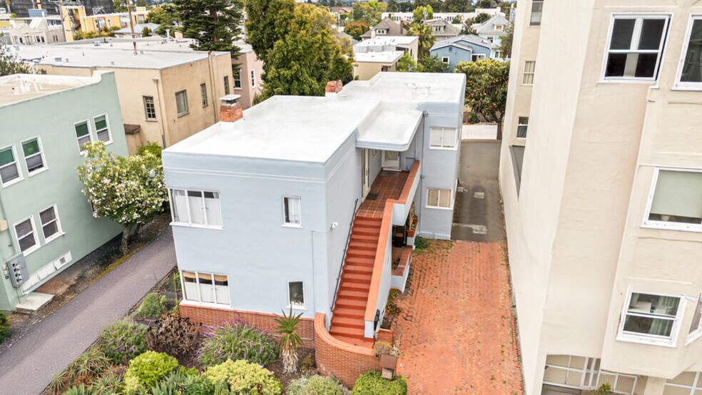 1682 Oxford St, Berkeley, CA à vendre - Photo de l’immeuble – Image 3 sur 31