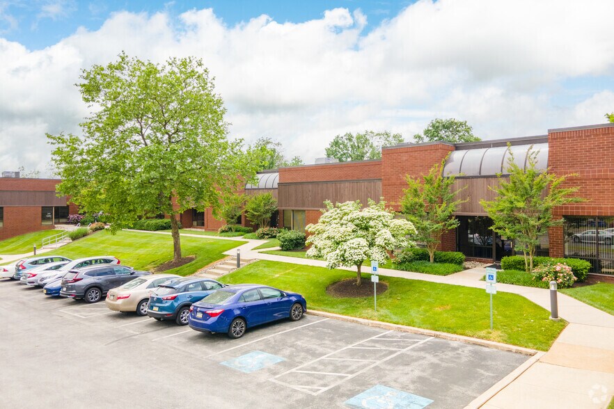 257-275 Great Valley Pky, Malvern, PA à louer - Photo de l’immeuble – Image 2 sur 13