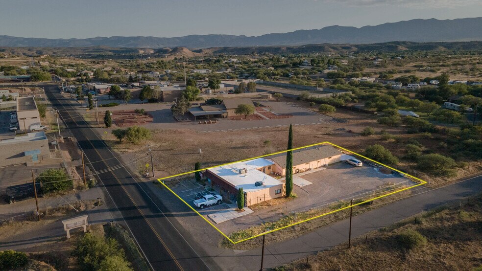 1050 S Page Springs Rd, Cornville, AZ à vendre - Photo de l’immeuble – Image 2 sur 7