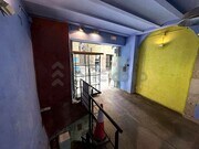 Interior local