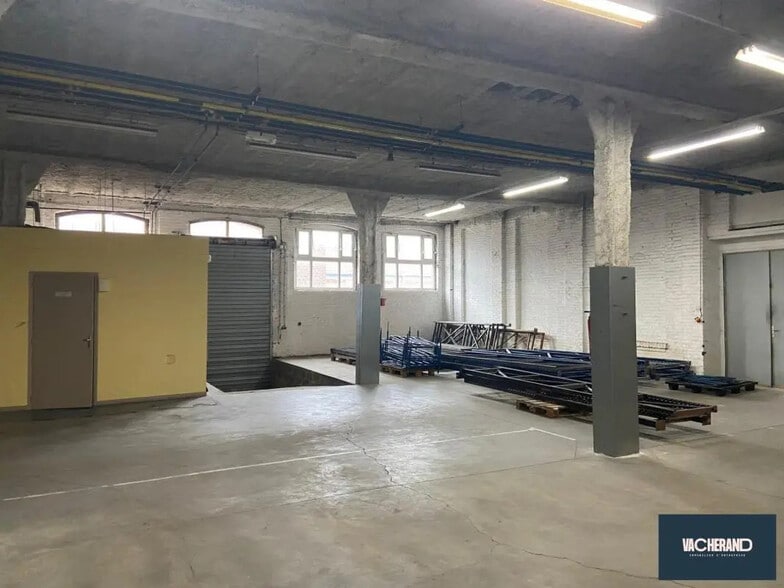 Industriel/Logistique dans Tourcoing à vendre - Photo de l’immeuble – Image 3 sur 5