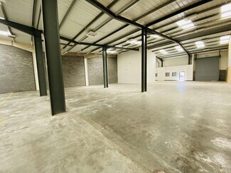 Plus de détails pour Huyton Trade Park, Liverpool - Industriel/Logistique à louer