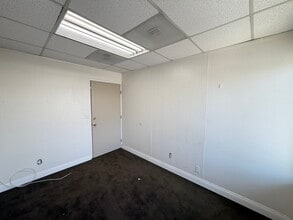 4003-4015 Park Blvd, San Diego, CA à louer Photo intérieure– Image 2 sur 3