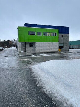 Plus de détails pour 75 Auriga Dr, Ottawa, ON - Industriel/Logistique à louer