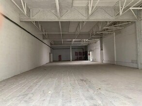 Local commercial dans Romans-sur-Isère à vendre Photo intérieure– Image 1 sur 2