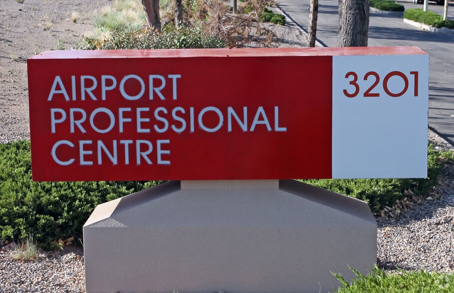 3201 University Blvd SE, Albuquerque, NM à louer - Photo de l’immeuble – Image 3 sur 12