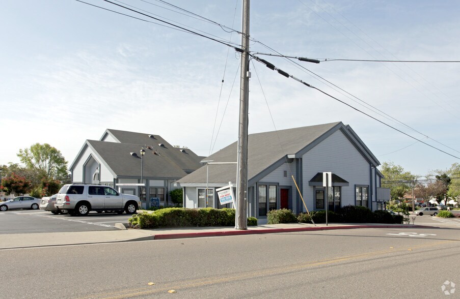 1170-1186 E Grand Ave, Arroyo Grande, CA à louer - Photo de l’immeuble – Image 2 sur 2