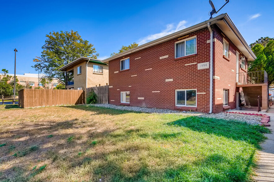 1996 Akron St, Aurora, CO à vendre - Photo principale – Image 3 sur 12