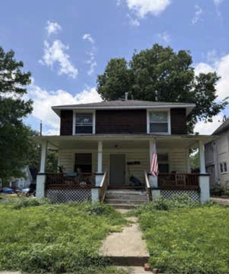 843 S Glenwood Ave, Springfield, IL à vendre Photo principale– Image 1 sur 8