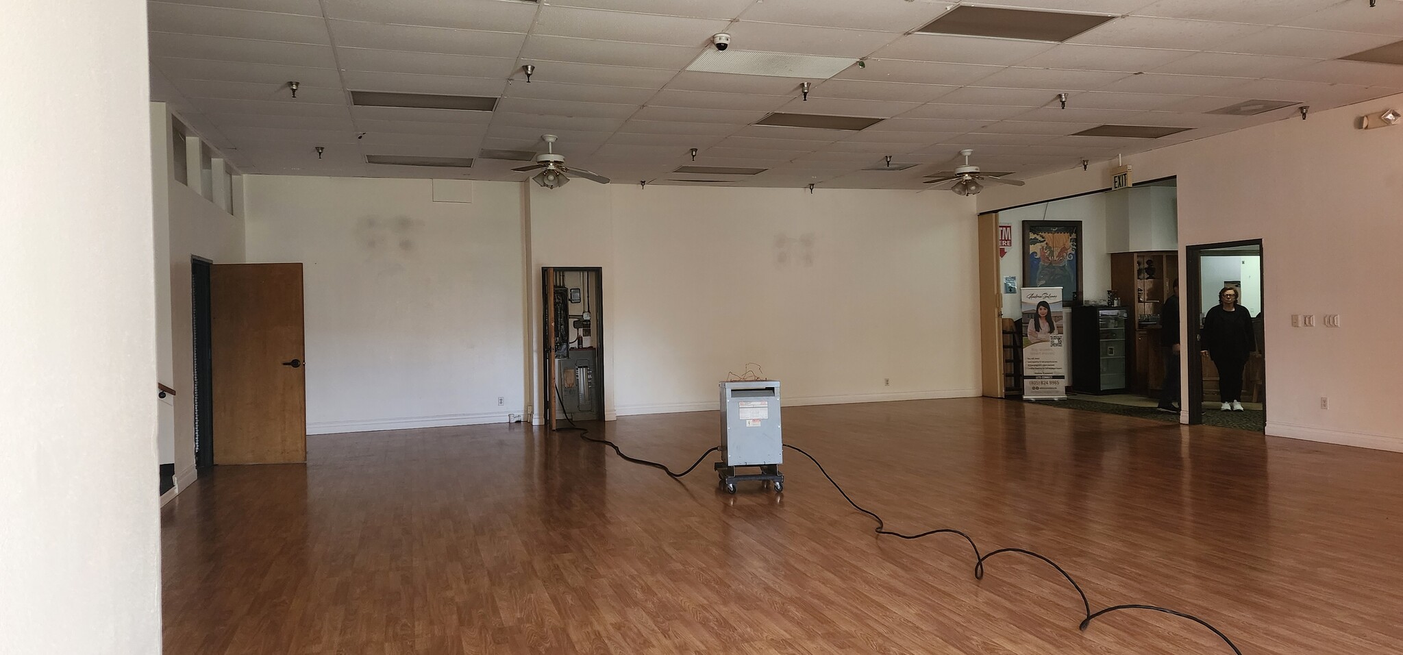 261-393 Arneill Rd, Camarillo, CA à louer Photo intérieure– Image 1 sur 15