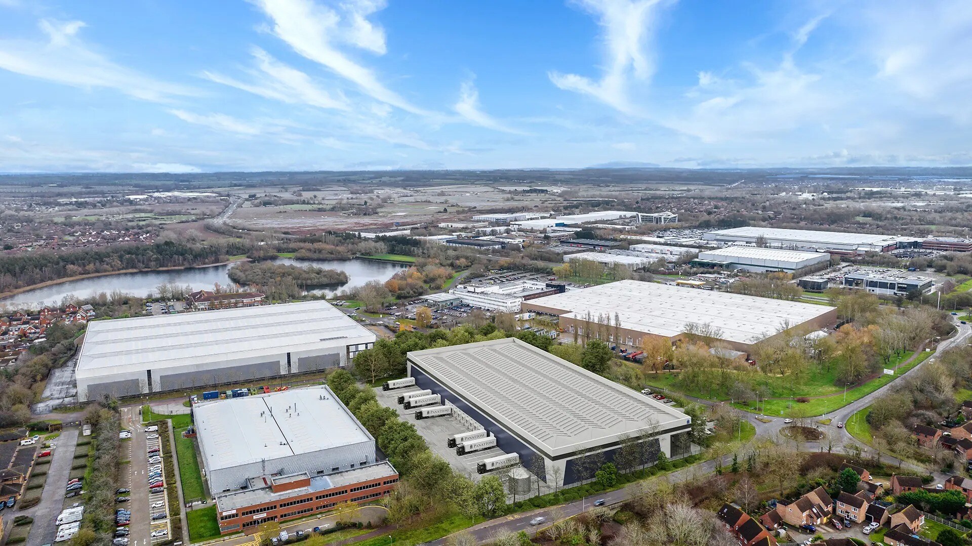 45 Yeomans Dr, Milton Keynes à louer Photo de l’immeuble– Image 1 sur 8