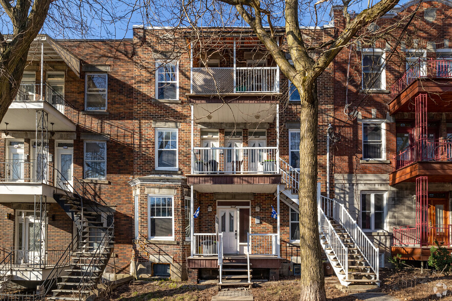 2510-2518 Rue Sheppard, Montréal, QC à vendre - Photo principale – Image 1 sur 10